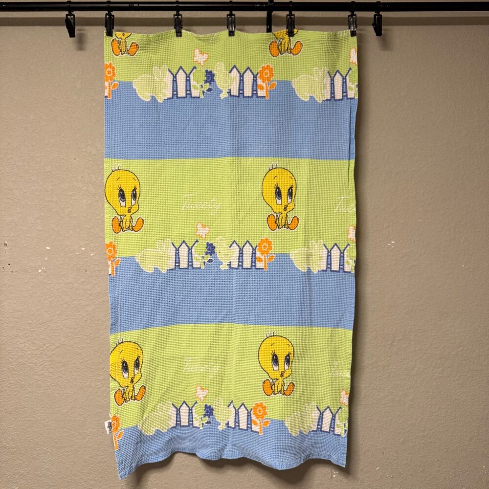 Vtg 90s Y2K Baby Looney Tunes Tweety Bird waffle knit crib blanket - 50 x 30